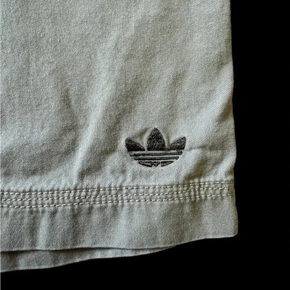 Vintage Adidas Y2K Khaki Shorts Men Size XL - Picture 2 of 6